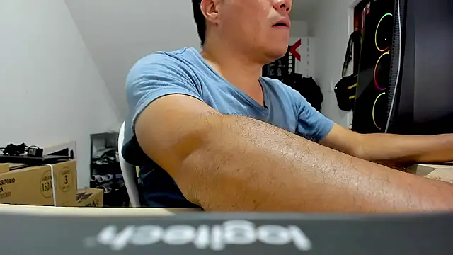 Jhonatan Morales S online show from October 17, 4:15 am