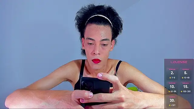 Snapshot of NickSull__ chatting on December 5, 5:06 pm NickSull online show from December 5, 5:06 pm