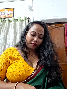 Snapshot of DREAM_GIRL-30 chatting on October 10, 5:06 am DREAM GIRL-30 online show from October 10, 5:06 am