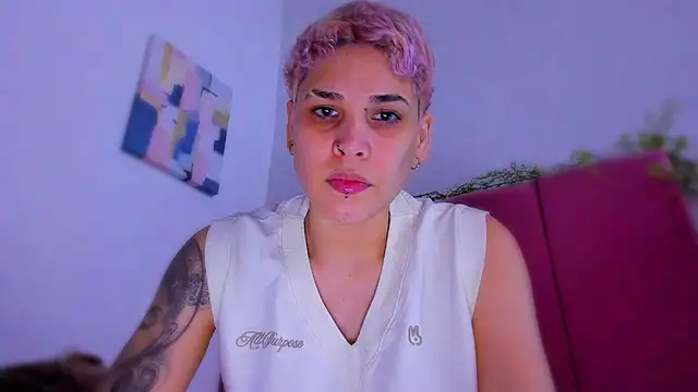 Charlee pink online show from December 20, 2:29 am