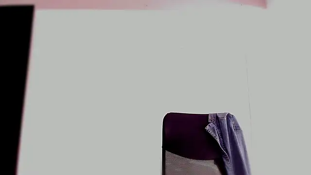 Charlee pink online show from March 13, 4:35 pm