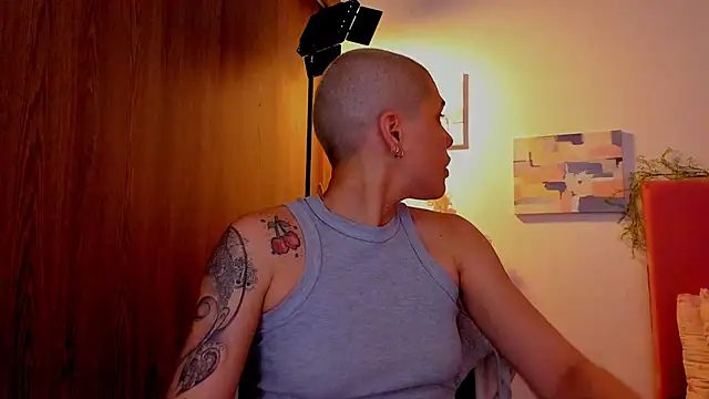 Charlee pink online show from March 14, 4:40 am