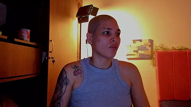 Charlee pink online show from March 14, 6:57 pm