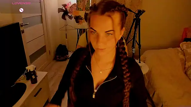 masha19981 online show from October 9, 6:39 pm