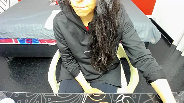 Snapshot of Abrillee1 chatting on February 13, 7:42 pm Abrillee1 online show from February 13, 7:42 pm