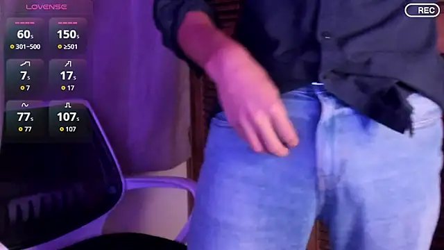 Nicholasrodrii online show from October 7, 12:08 am