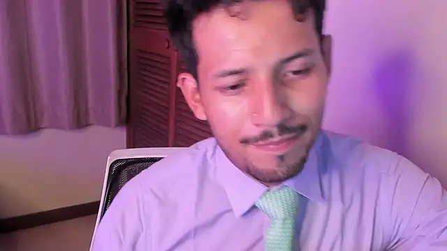 Nicholasrodrii online show from February 13, 11:01 pm