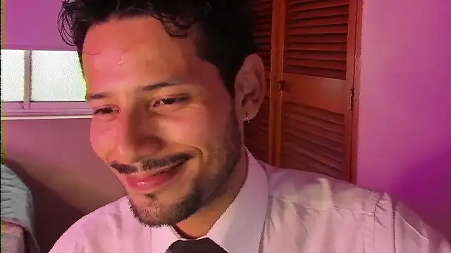 Nicholasrodrii online show from February 16, 10:50 pm