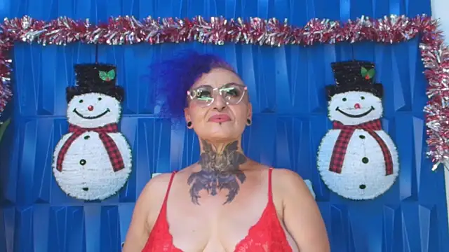 SandyyRose online show from December 7, 10:28 pm