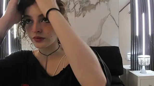 Snapshot of EvaHalsey chatting on September 10, 7:25 pm EvaHalsey online show from September 10, 7:25 pm