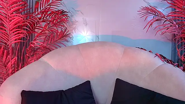 Snapshot of EvaHalsey chatting on October 29, 8:10 pm EvaHalsey online show from October 29, 8:10 pm