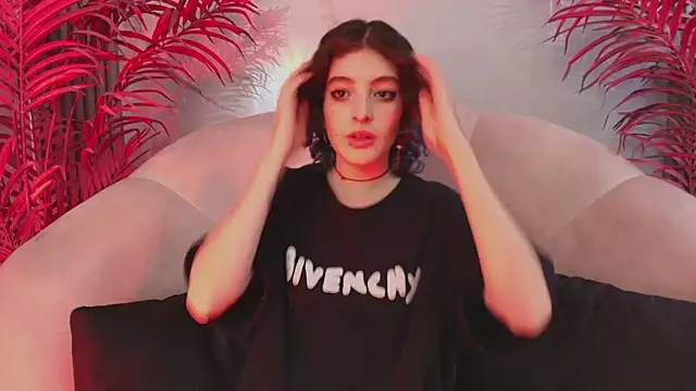 Snapshot of EvaHalsey chatting on November 21, 7:56 pm EvaHalsey online show from November 21, 7:56 pm