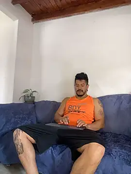 Snapshot of AndresSmith__ chatting on February 8, 4:21 pm AndresSmith online show from February 8, 4:21 pm