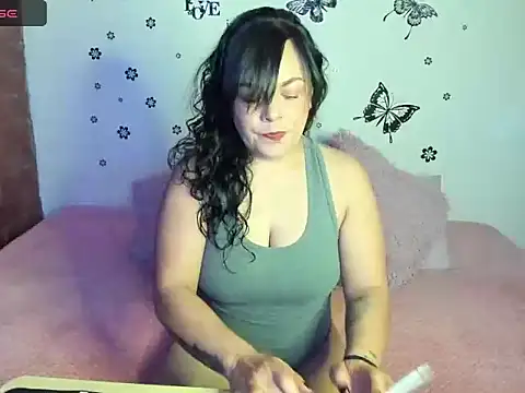 MIA BIANCCO online show from December 14, 12:44 am