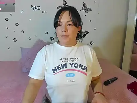 MIA BIANCCO online show from January 27, 2:20 am