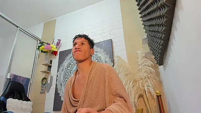 nakedfoam1 online show from February 1, 2:37 pm