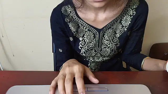 Srabontii online show from November 24, 1:05 am