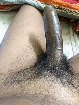 Snapshot of Olivia511 chatting on February 18, 7:32 pm Olivia511 online show from February 18, 7:32 pm