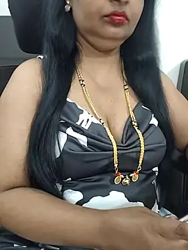 Snapshot of Deepthi_Mysore chatting on November 9, 11:25 pm Deepthi Mysore online show from November 9, 11:25 pm