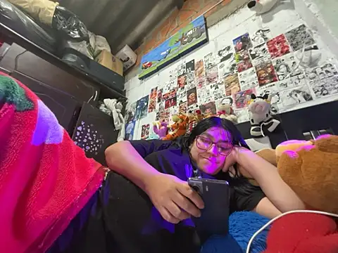 dafne19  online show from February 20, 6:26 am