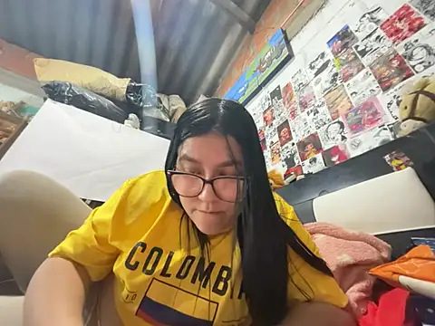 dafne19  online show from July 8, 3:33 am