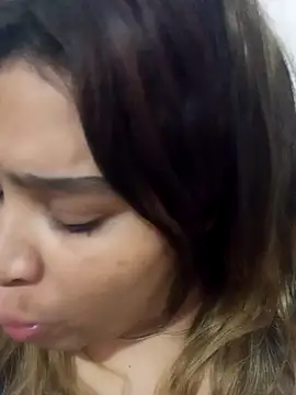 ambarlennoix online show from January 25, 5:40 am