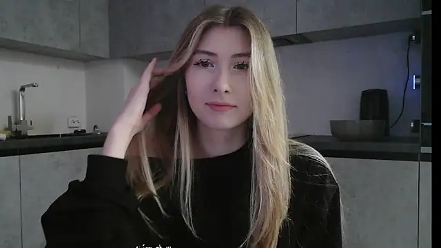 ErikaShyy online show from December 4, 10:46 am