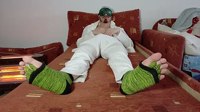 BarefootOmg online show from February 8, 6:50 am