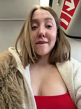 Sophie Avory online show from April 11, 4:11 pm