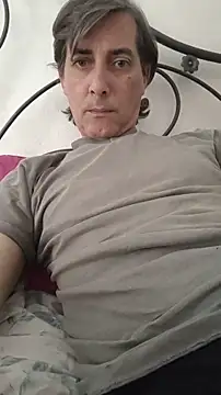 Snapshot of Tutto_tuox chatting on April 19, 12:59 pm Tutto tuox online show from April 19, 12:59 pm