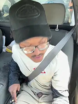 demonpt3 online show from April 8, 4:40 pm