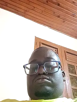 Snapshot of Jeanlaurent972 chatting on November 15, 10:04 pm Jeanlaurent972 online show from November 15, 10:04 pm