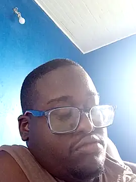 Snapshot of Jeanlaurent972 chatting on November 22, 1:21 pm Jeanlaurent972 online show from November 22, 1:21 pm