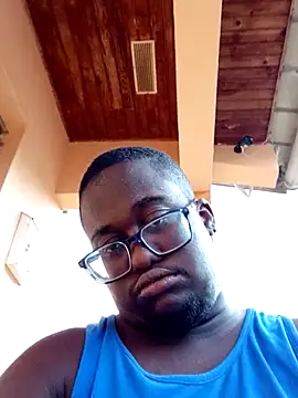 Snapshot of Jeanlaurent972 chatting on November 23, 9:25 pm Jeanlaurent972 online show from November 23, 9:25 pm