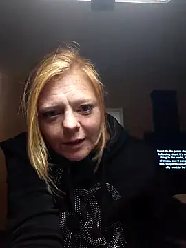 I am HER318 online show from October 30, 9:37 pm