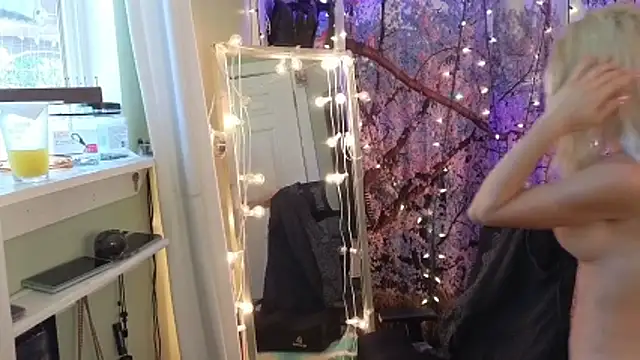 cunty tranny lydia online show from March 21, 7:17 pm