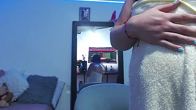 julianasweet69 online show from February 6, 3:59 am