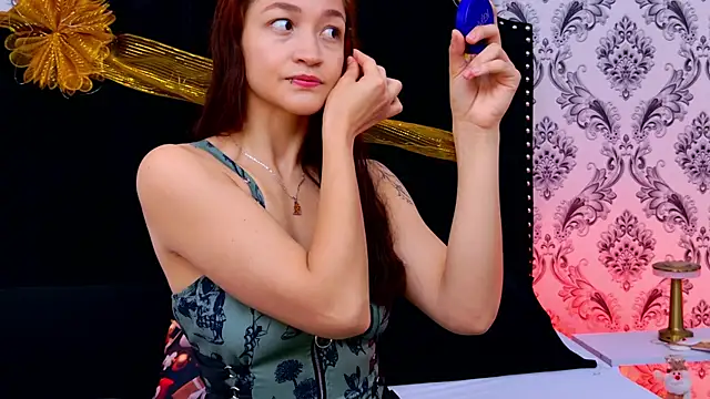 SaaraBrown online show from December 21, 12:34 pm