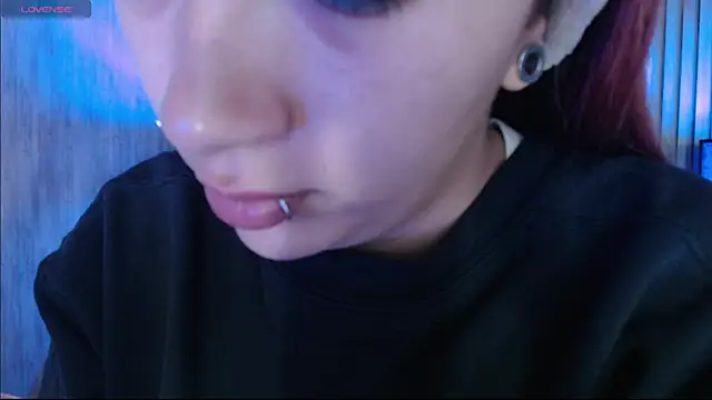 Mia Rinn online show from November 21, 1:43 pm