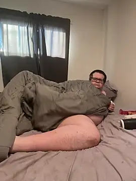 Snapshot of treatbobnicer chatting on October 23, 4:28 pm treatbobnicer online show from October 23, 4:28 pm