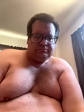 Snapshot of treatbobnicer chatting on October 26, 4:57 pm treatbobnicer online show from October 26, 4:57 pm