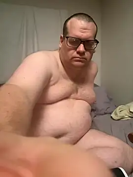 Snapshot of treatbobnicer chatting on November 13, 12:48 pm treatbobnicer online show from November 13, 12:48 pm