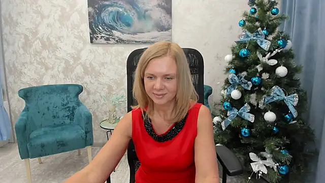 AgathaKlouin online show from December 14, 9:18 am