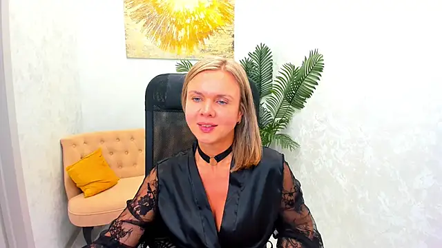 AgathaKlouin online show from March 21, 1:34 am