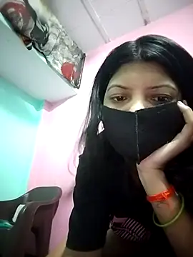 Hotty-Divya online show from April 25, 3:31 am
