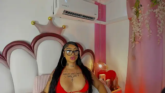 Mia Jansen online show from July 9, 1:48 pm
