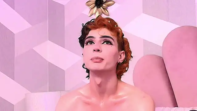 Snapshot of KylieMonnett chatting on March 4, 11:11 pm KylieMonnett online show from March 4, 11:11 pm