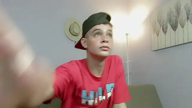 zacariasss  online show from October 20, 3:51 am