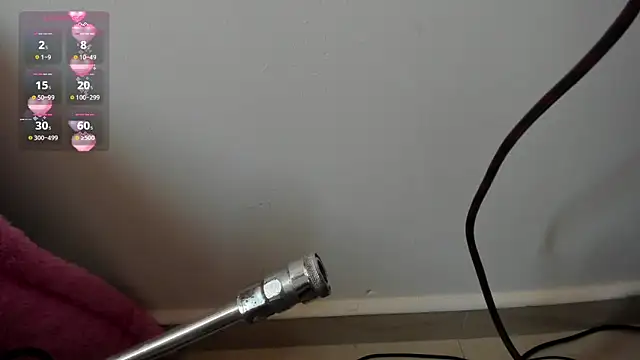 Snapshot of Elii_ross chatting on November 11, 7:03 pm Elii ross online show from November 11, 7:03 pm