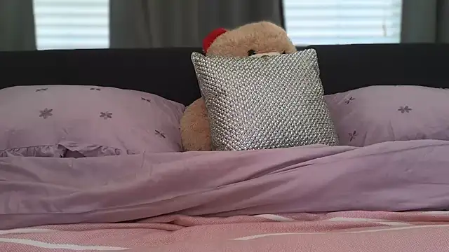 longislandprincess online show from March 14, 7:08 pm